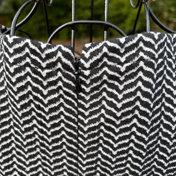 NWT Loft Black and White Herringbone Dress - Picture 6 of 9
